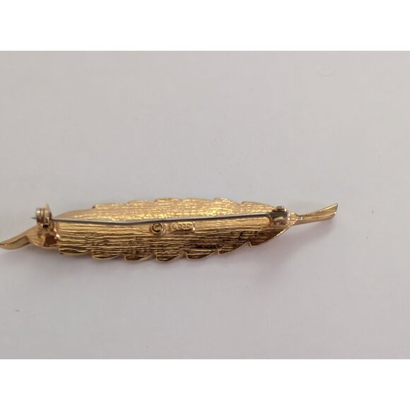 Coro Gold-Tone Feather Brooch Pin Vintage Design 2.75" Long Elegant - Picture 3 of 5